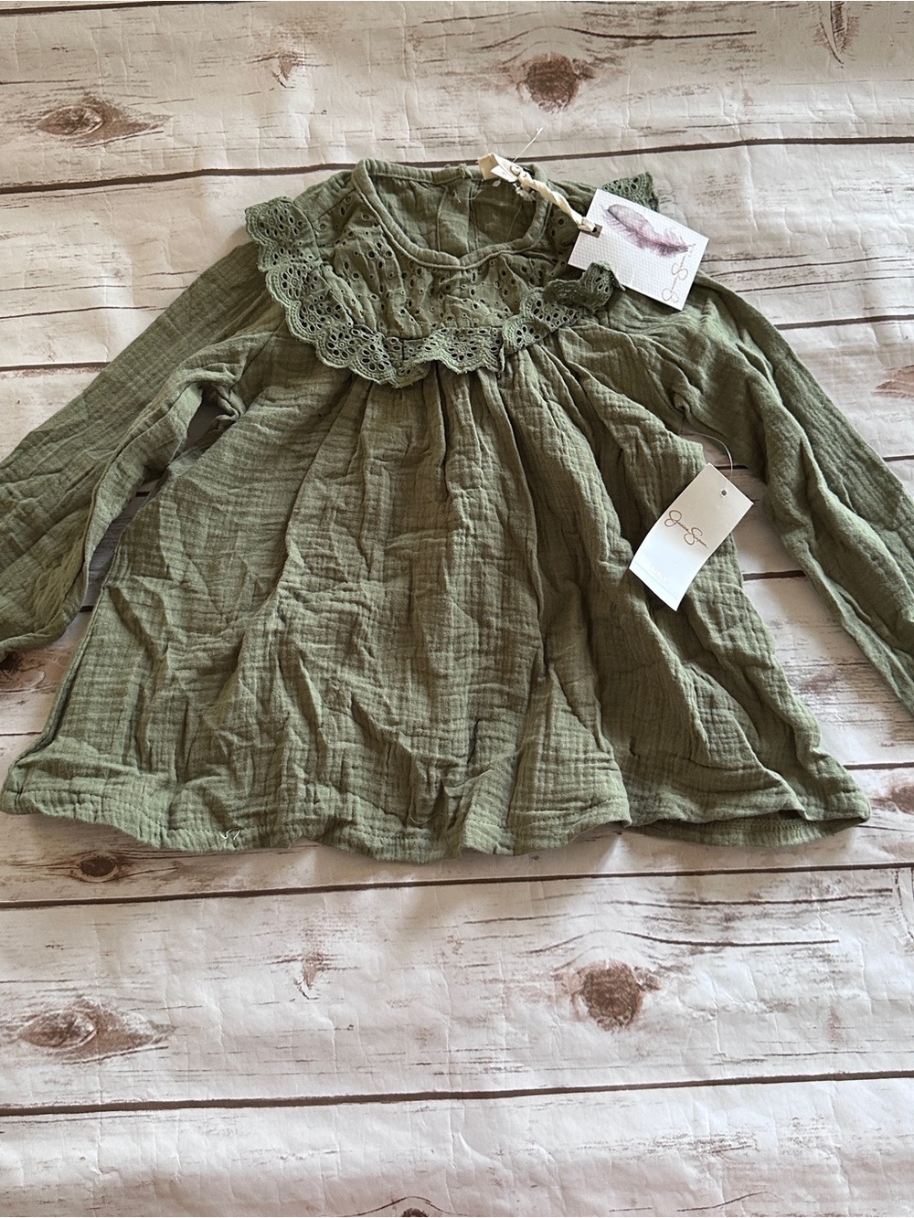 Jessica Simpson green blouse with eyelet lace trim nwt 4t